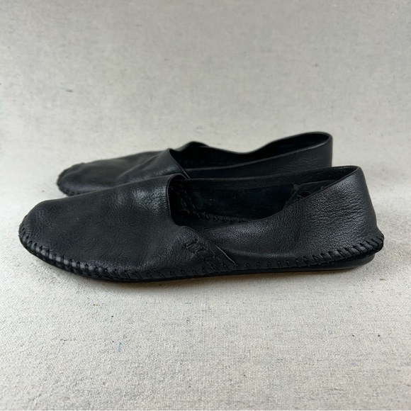 BCBGeneration Women’s 7 Black Leather Ballet Flats/Driving Mocs - Picture 6 of 11